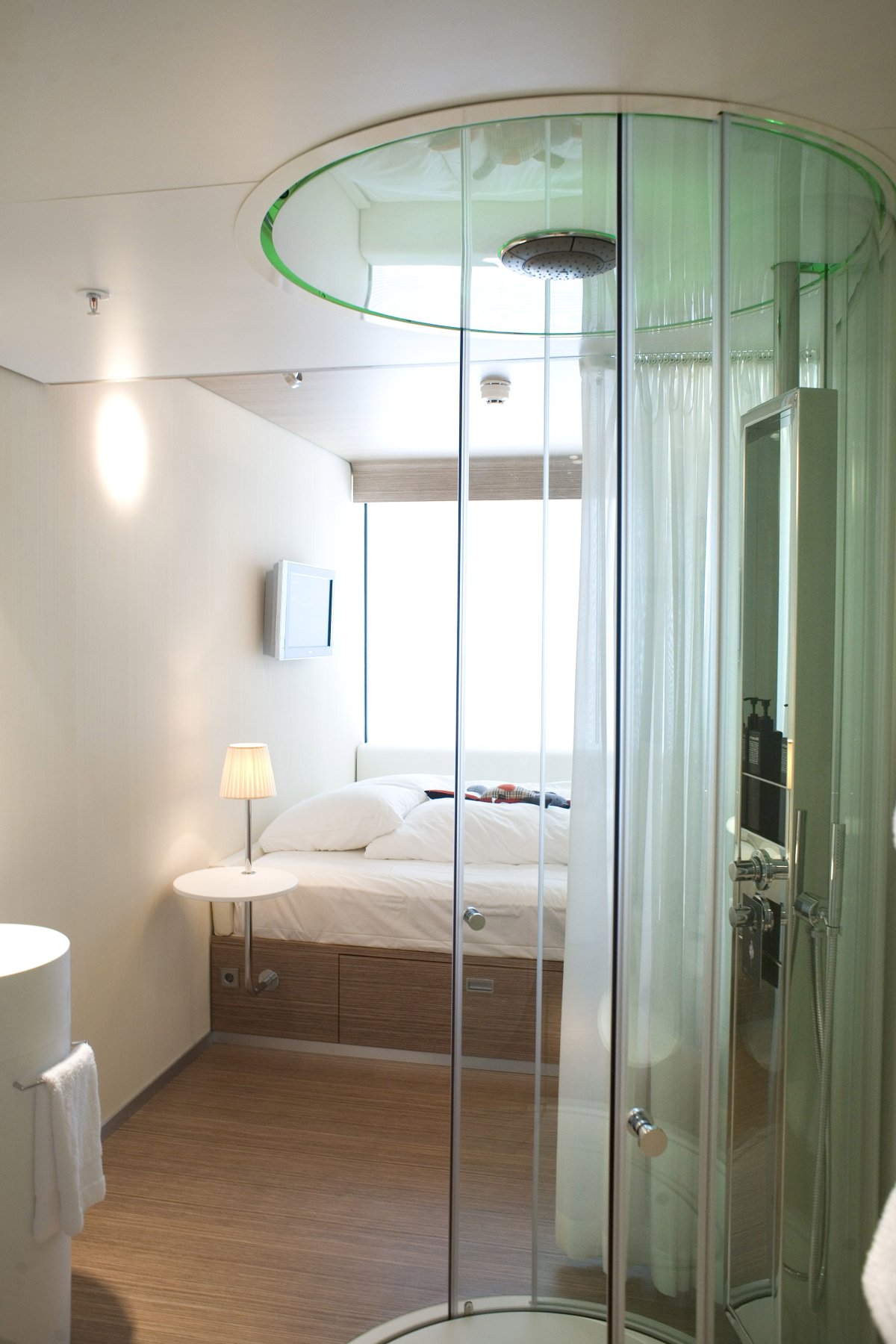 Планировка комнаты в гостинке