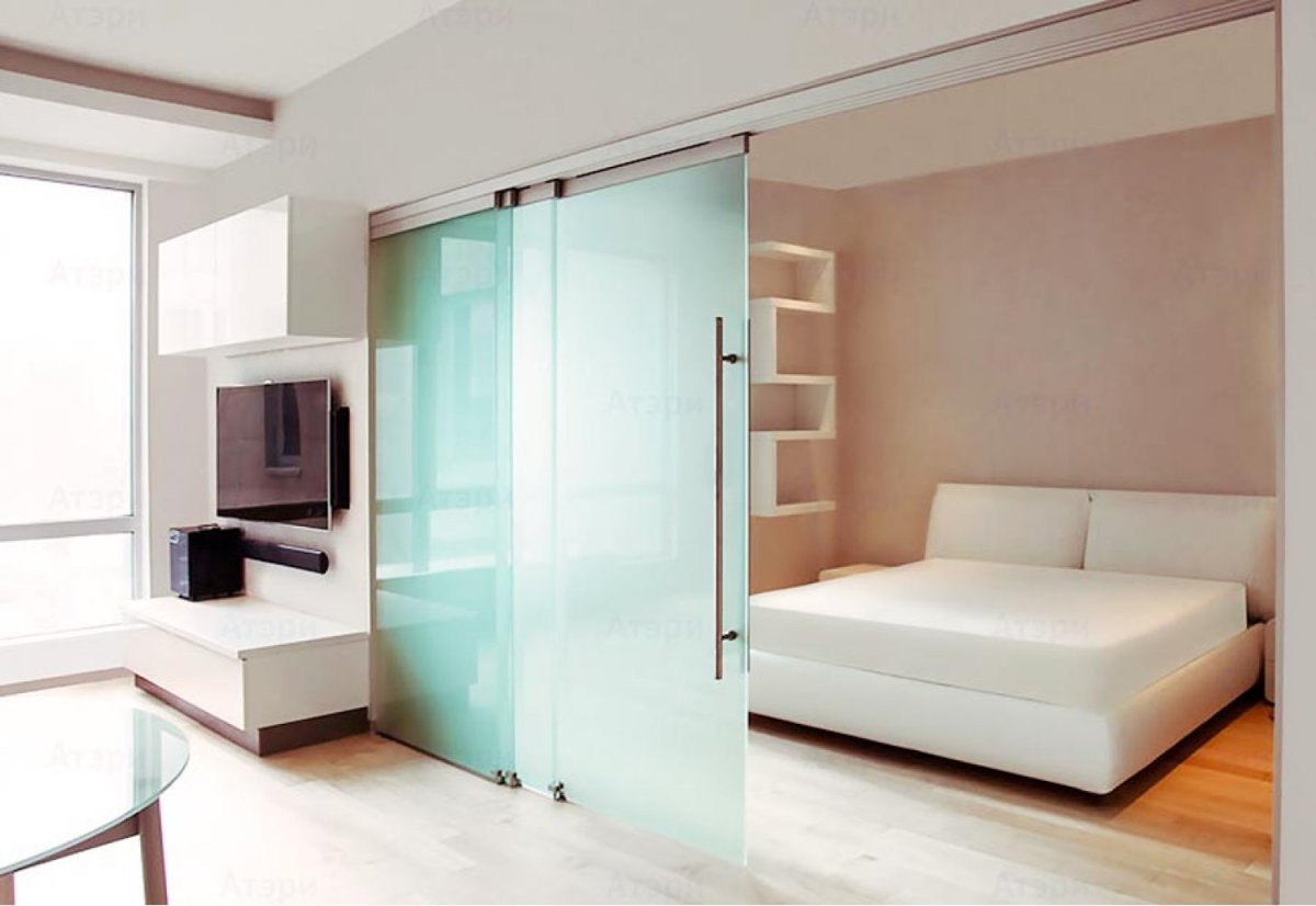 Спальня с ванной комнатой