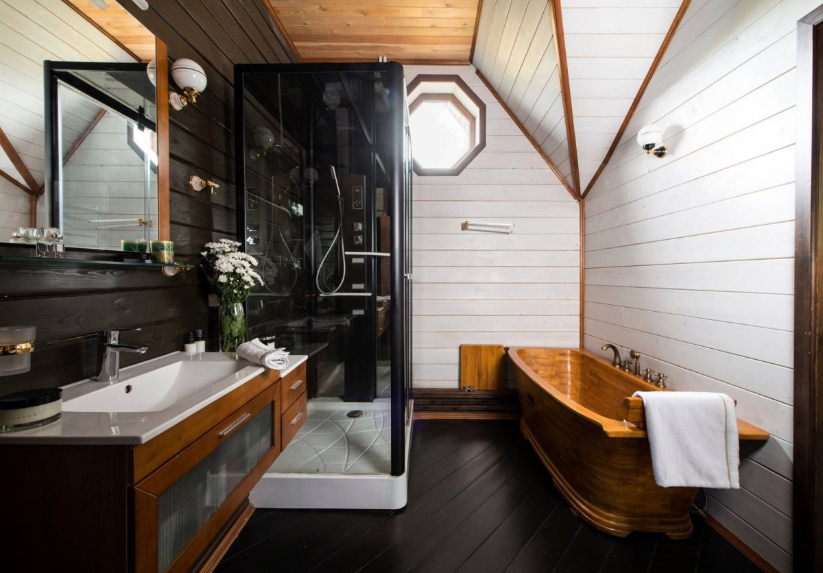 Ванна в стиле дерева