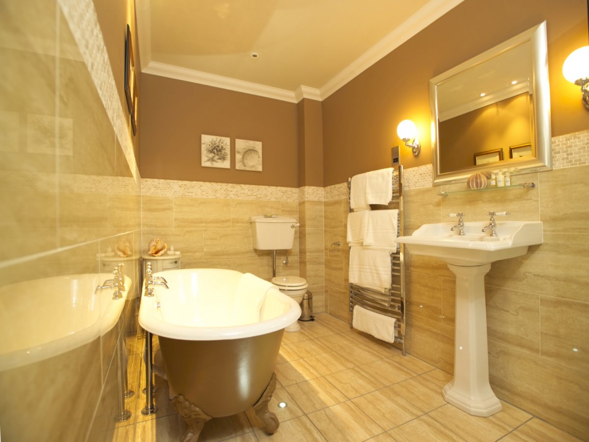 Отделка ванных комнат и туалетов