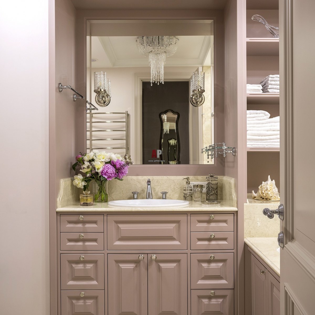 Ванная комната в пудровых тонах