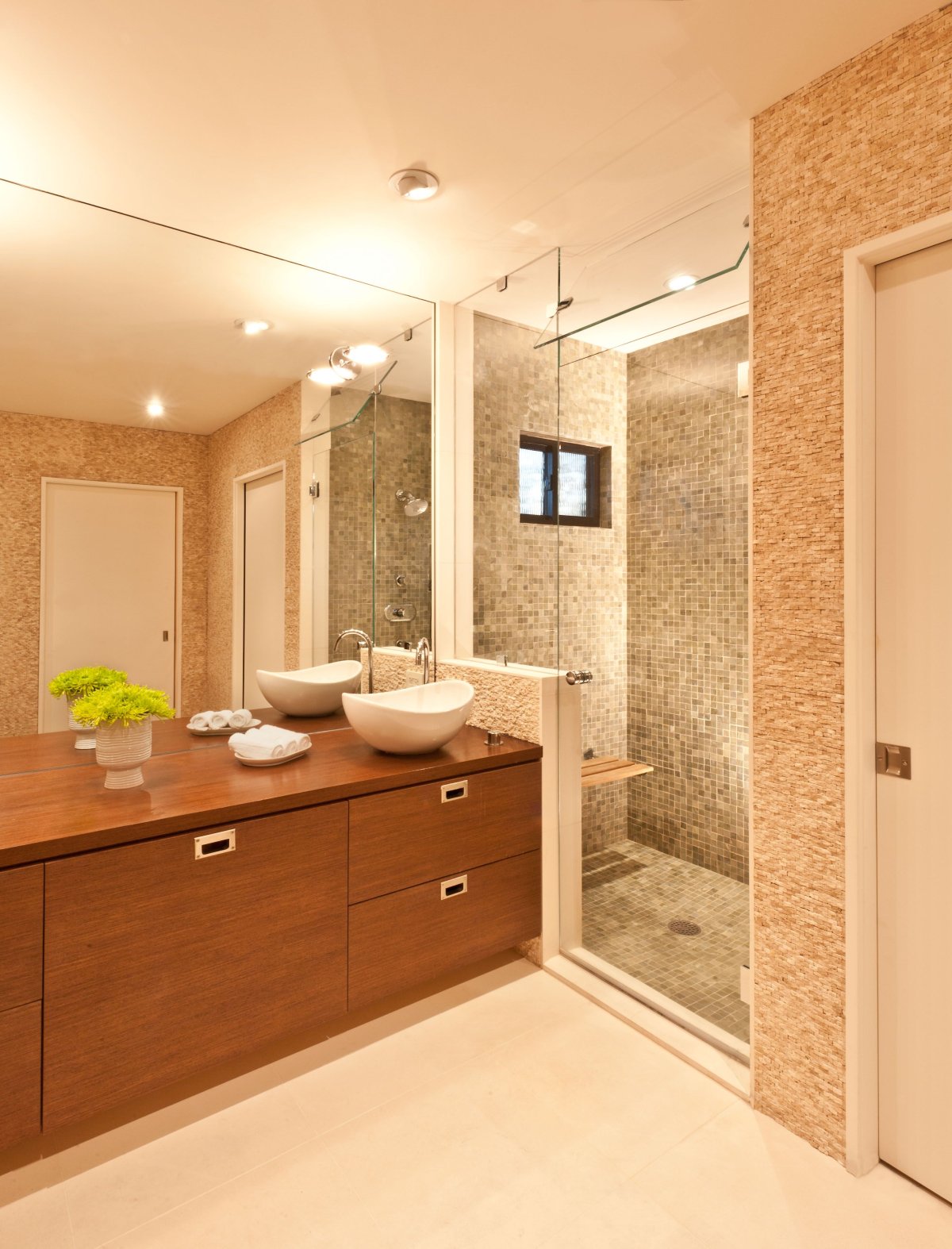 Интерьер ванной комнаты по Фе