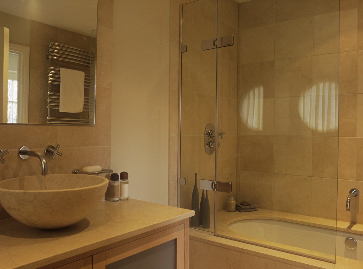 Ванная в песочных оттенках