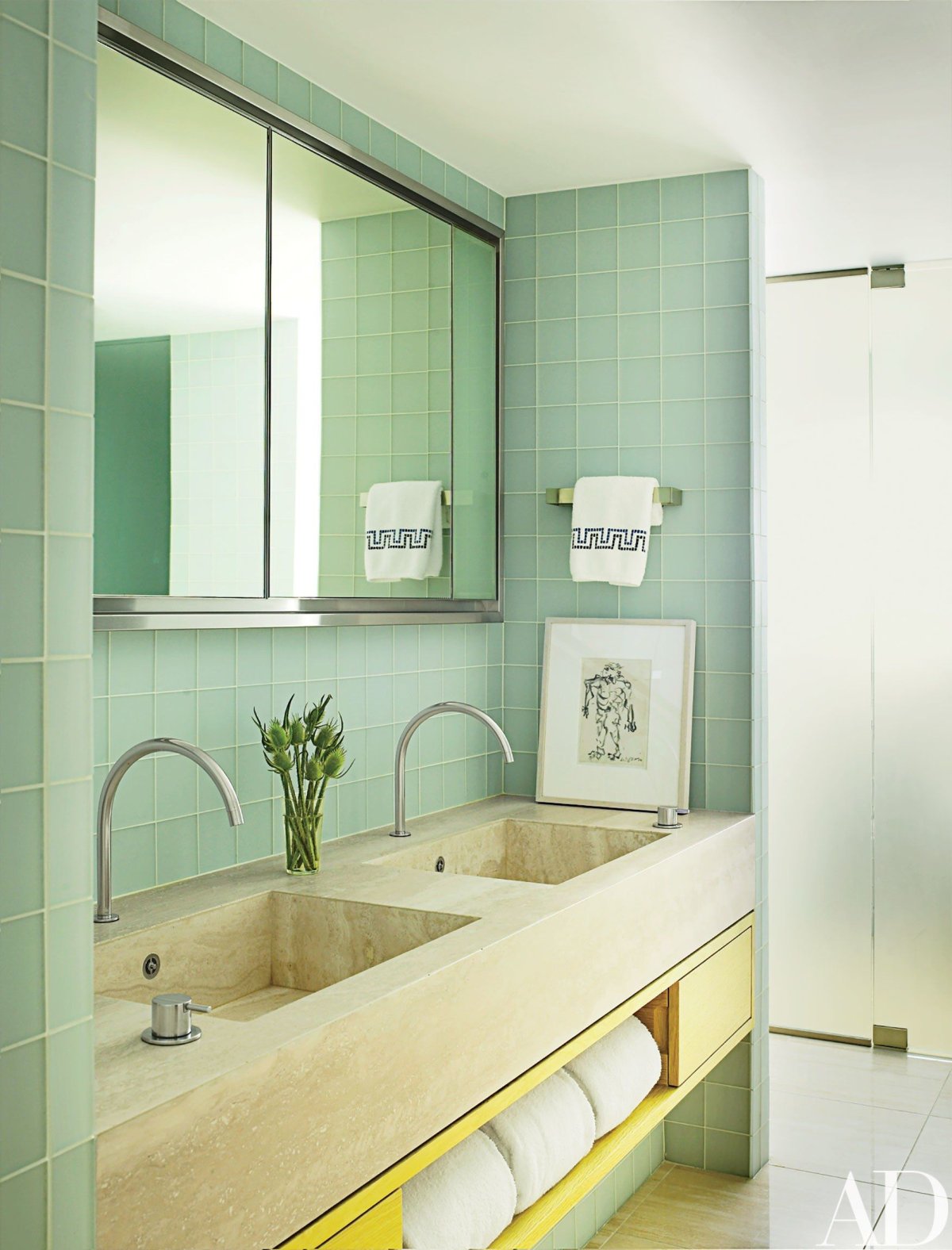 Ванная комната в ментоловом цвете