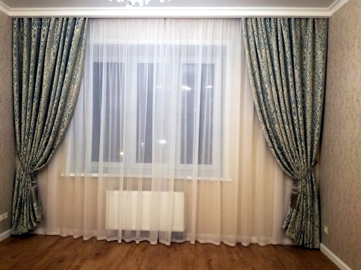 Тюль в зал без штор под карниз