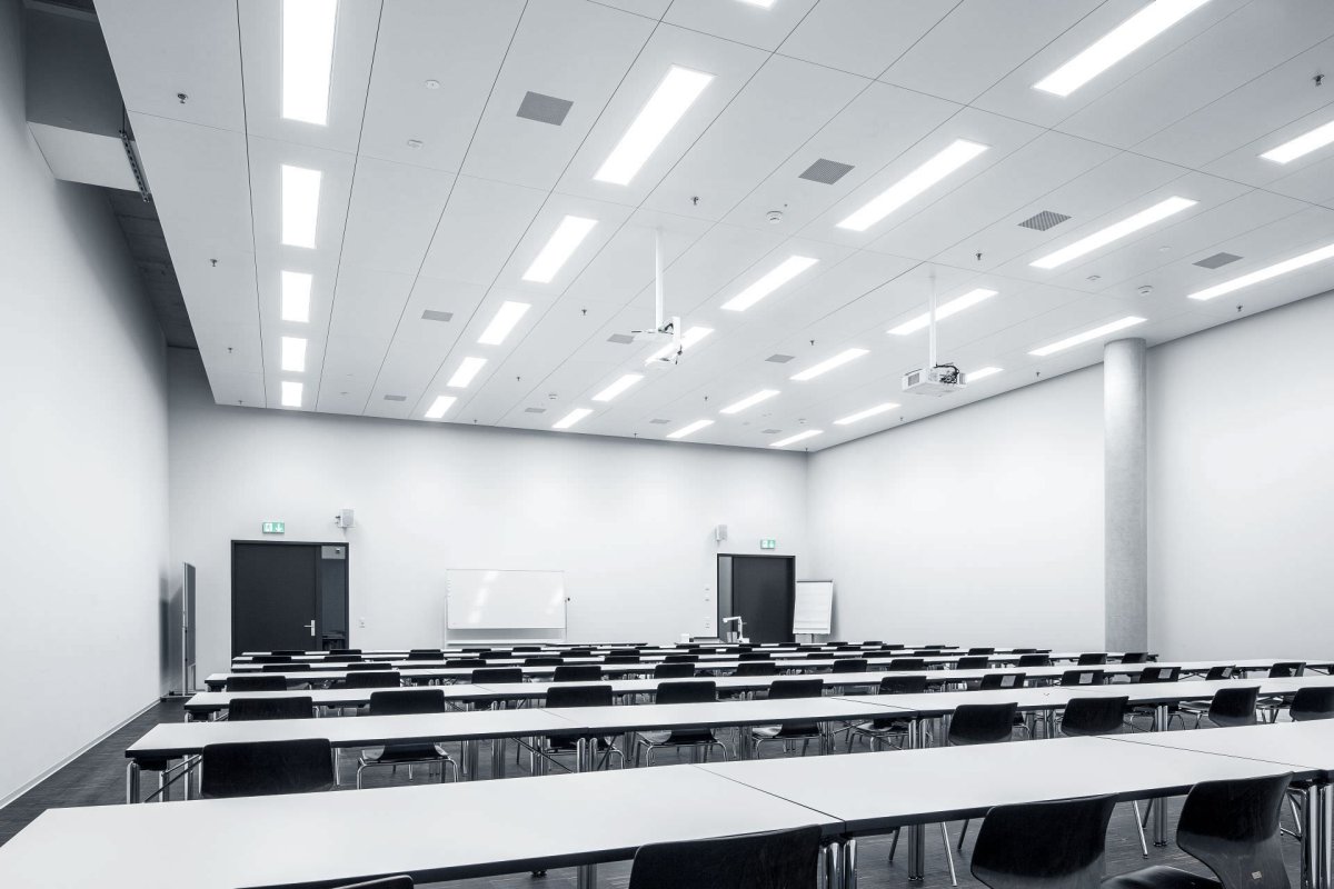 Переговорная в современном стиле