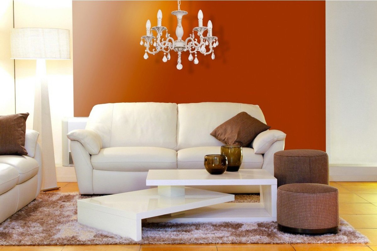 Красивый диван в интерьере