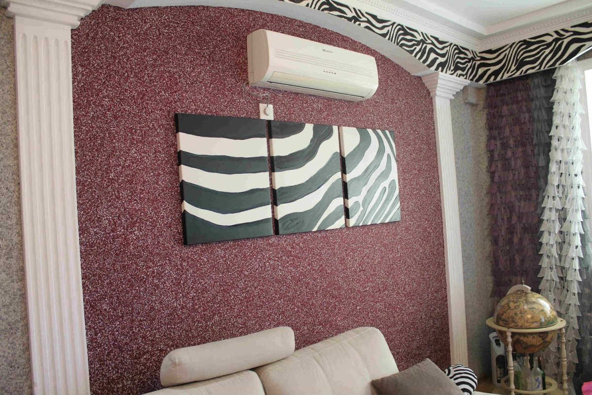 Отделка стен жидкими обоями