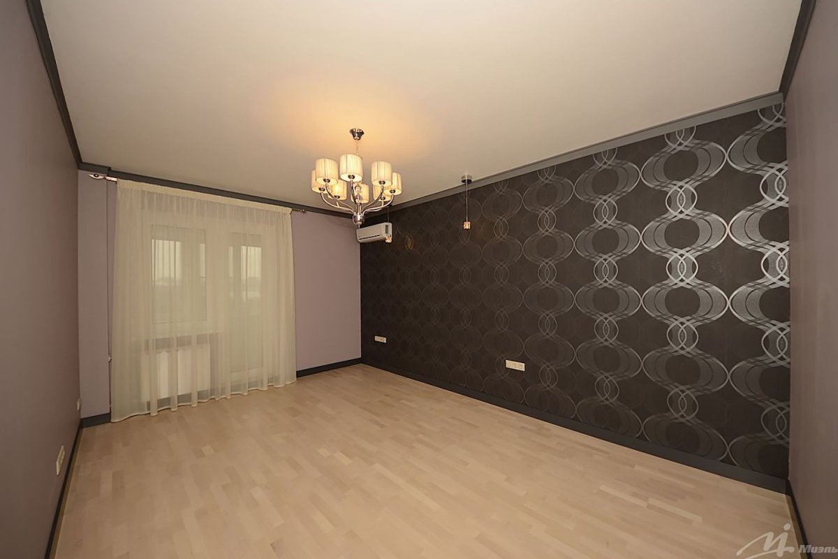 Варианты поклейки обоев в комнате