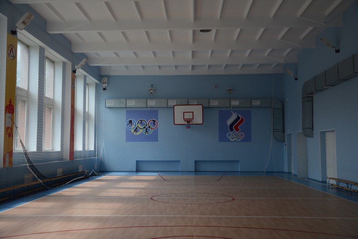 Стены спортивного зала