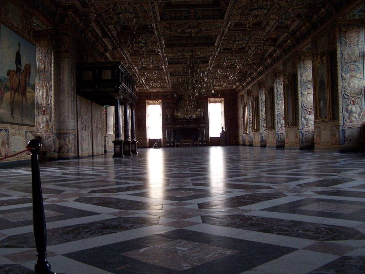 Зал розы замок Фредериксборг