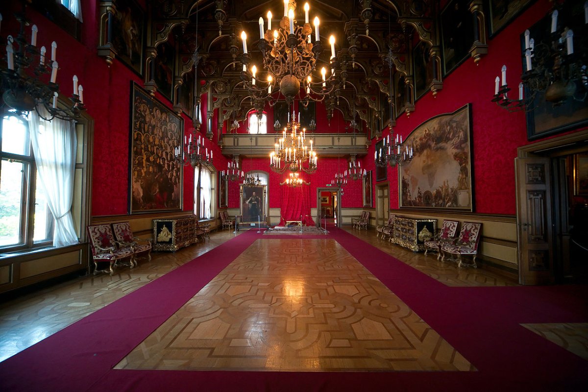 Эдинбургский замок Тронный зал