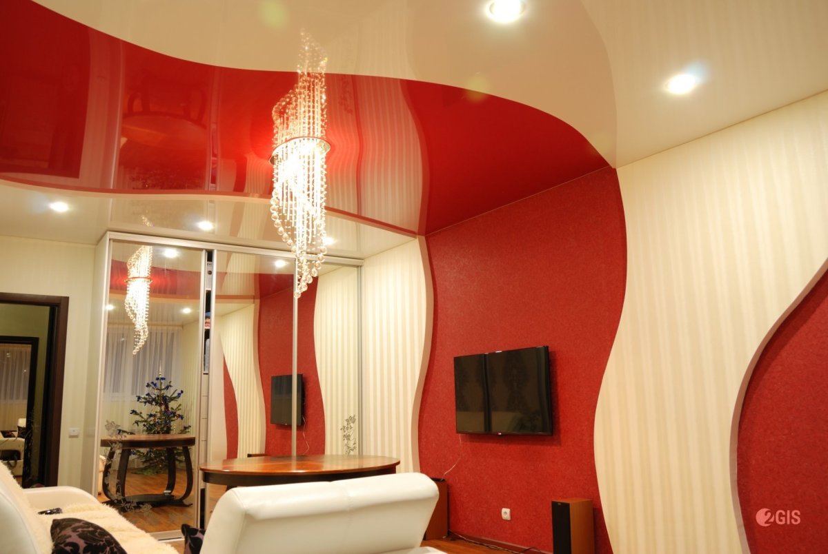 Потолок в гостиной