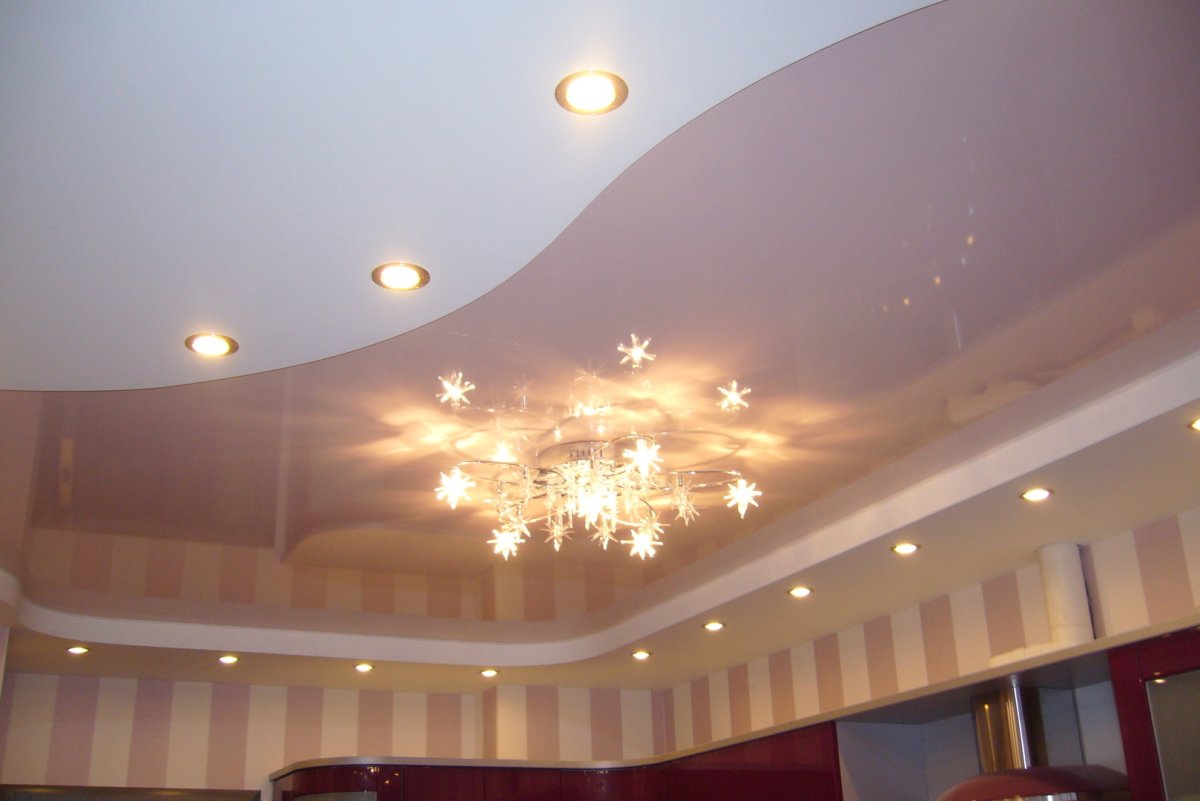 Потолок натяжной 20 кв гостиная