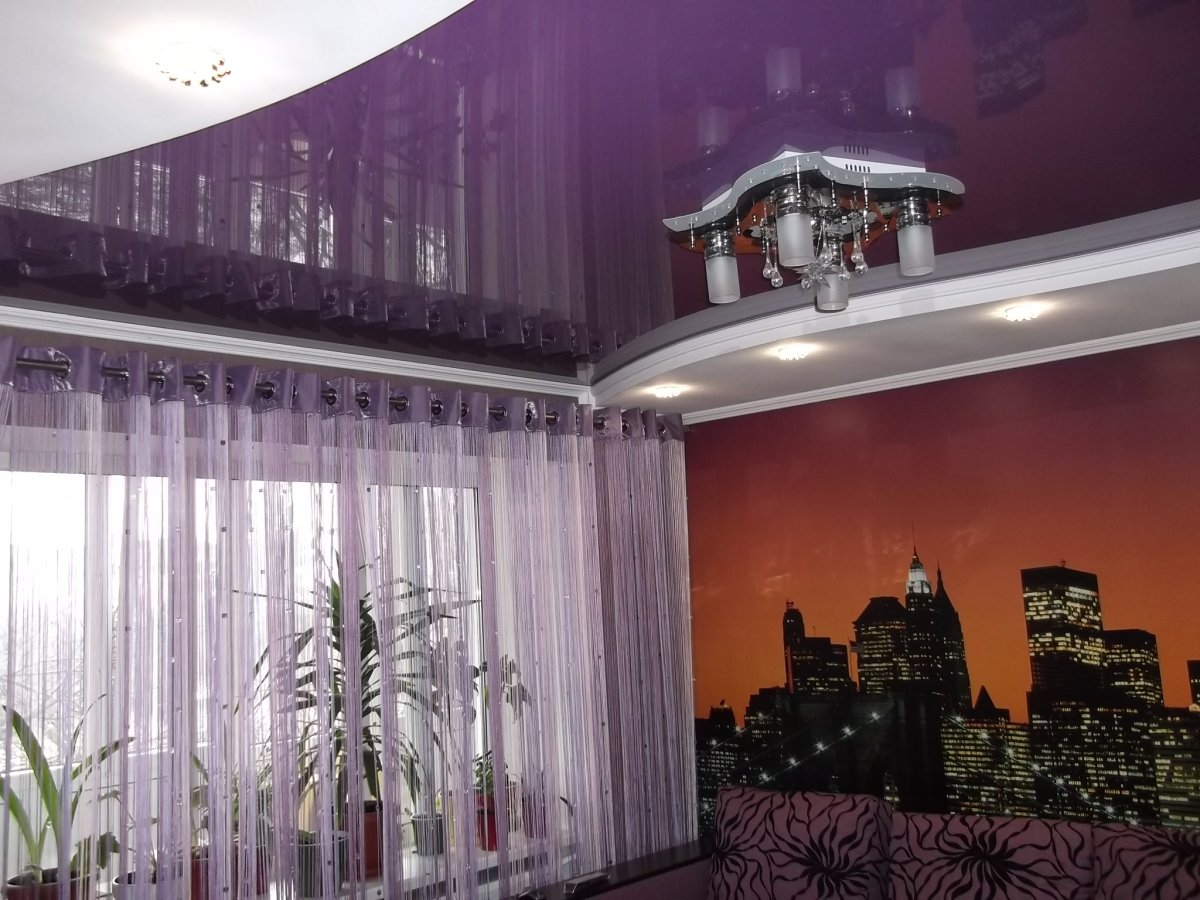 Комбинированный потолок натяжной для зала