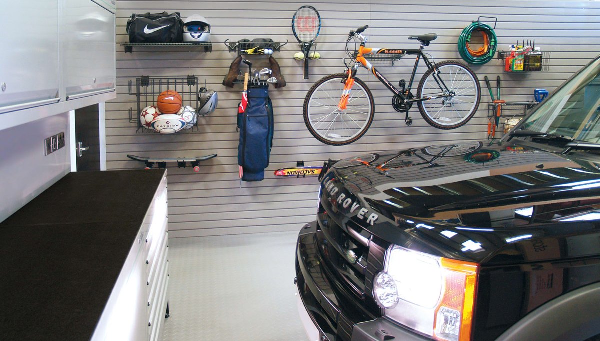 Обустроить гараж внутри