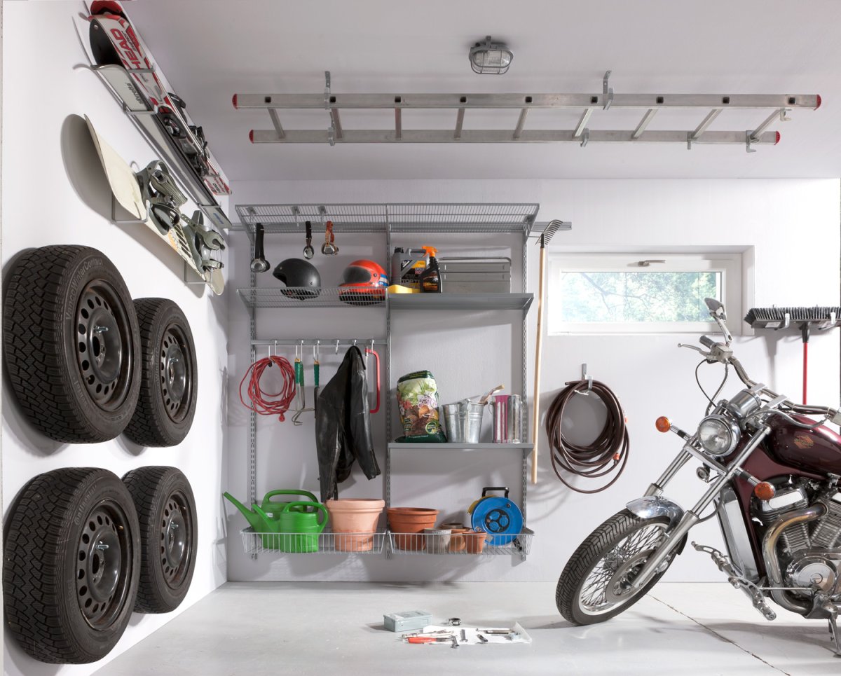 Стеллаж под потолок в гараж