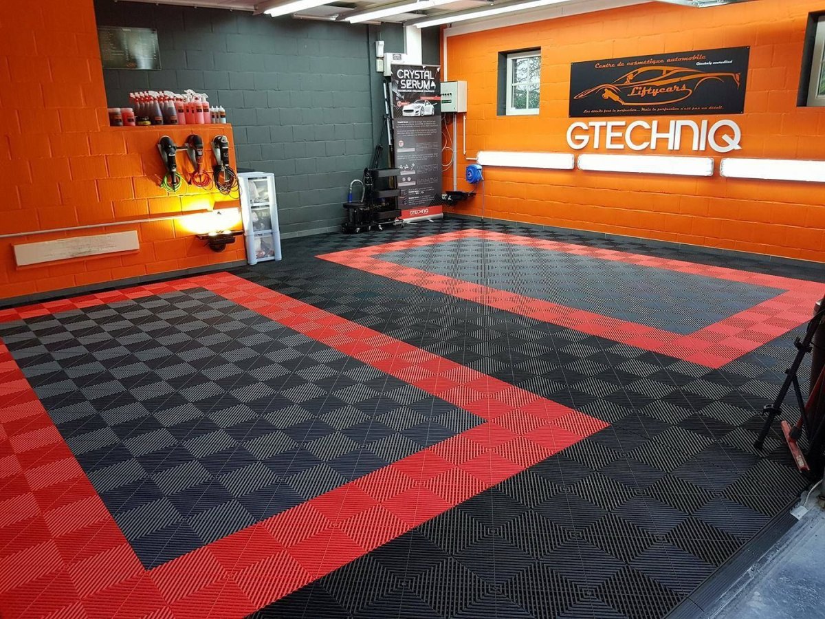 Гараж внутри