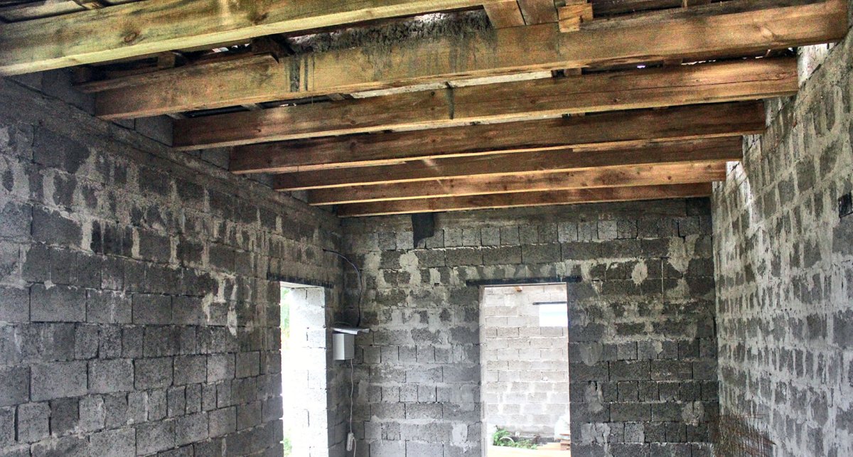 Комната на мансарде в стиле лофт