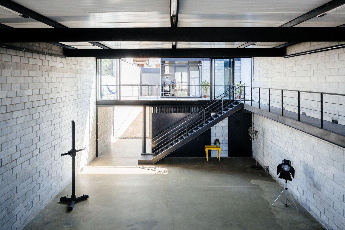 Оригинальный интерьер гаража