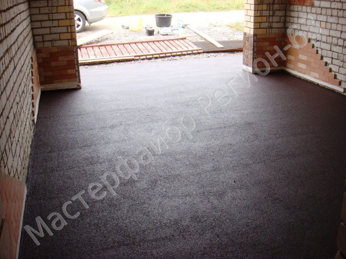 Интерьер гаража пол