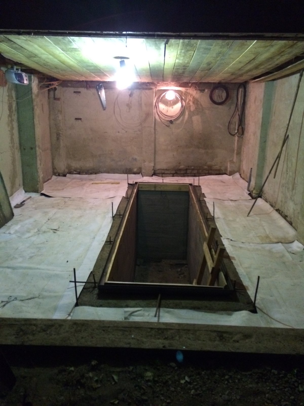 Фундамент для гаража с ямой