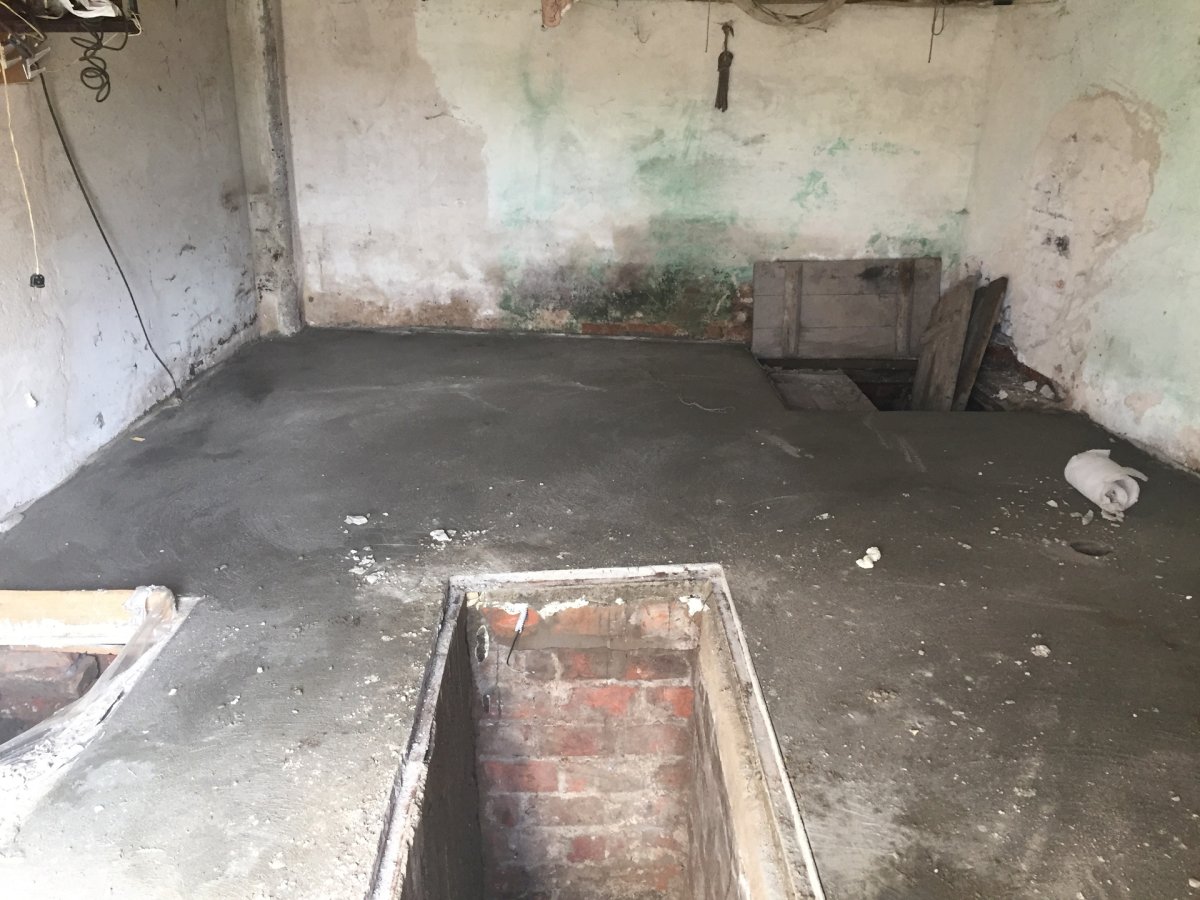 Гараж без полов внутри