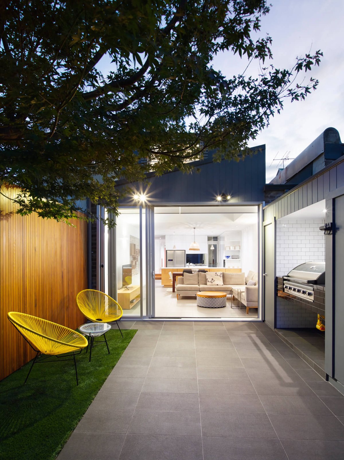 Интерьер в автомобильном стиле