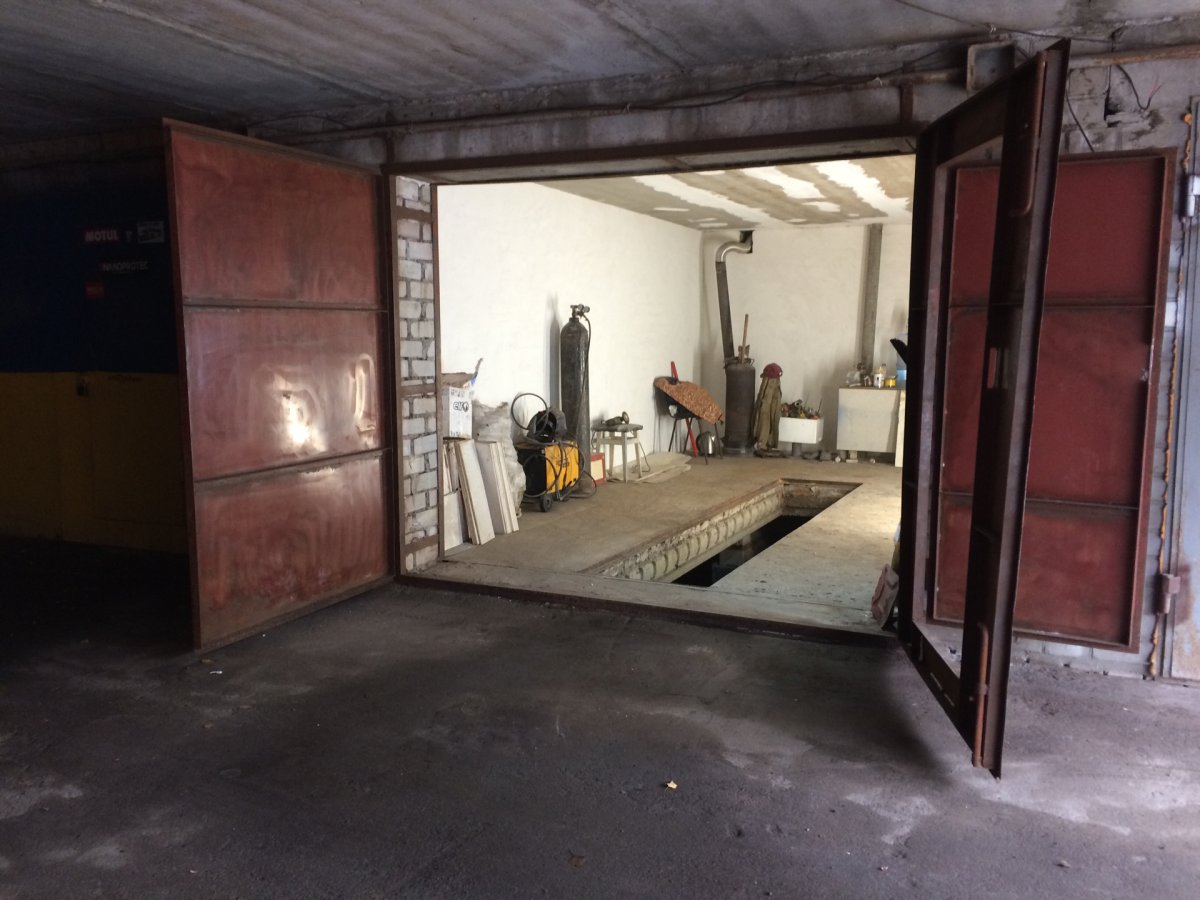 Обустройство металлического гаража