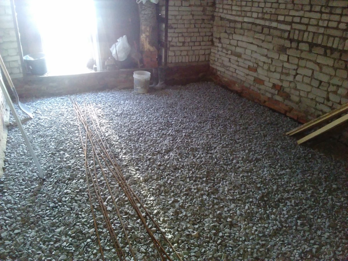 Щебеночный пол в гараже