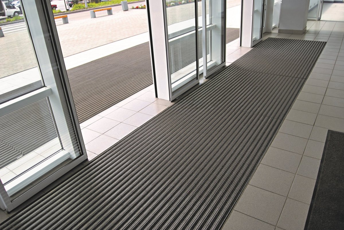 Гидролика придверная решетка