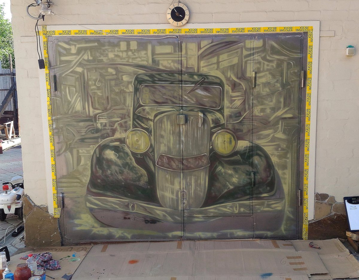 Аэрография на воротах