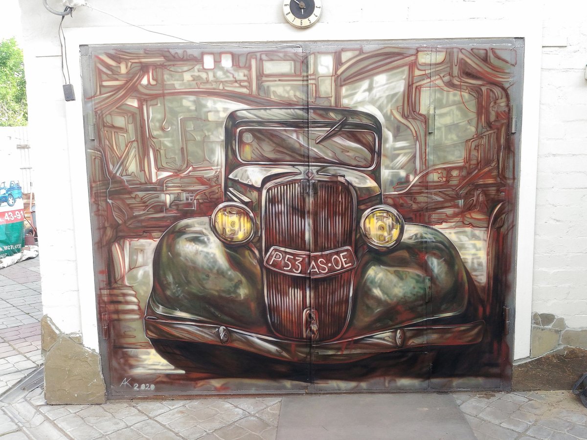 Аэрография на гараже