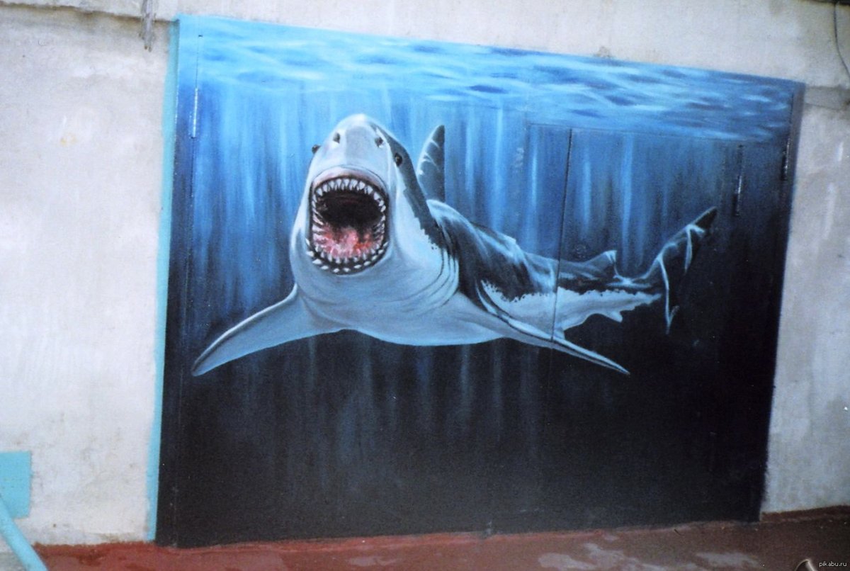 Креативные гаражные ворота