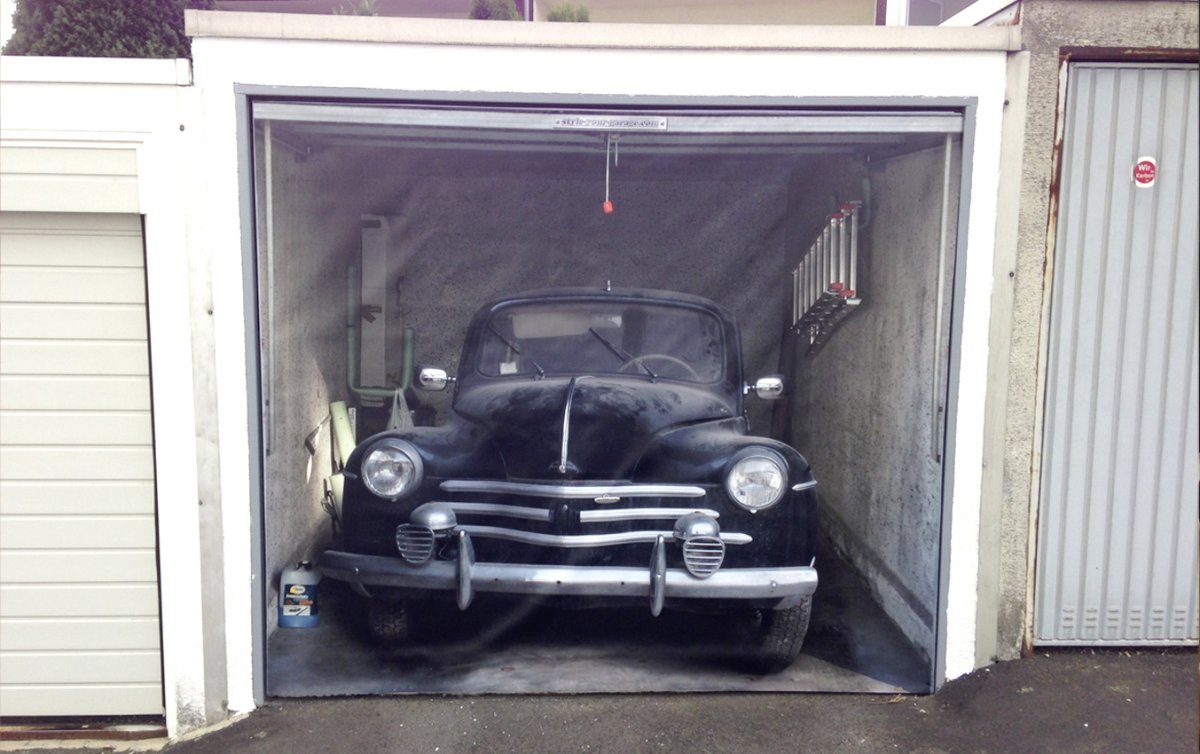 Креативные ворота гаража