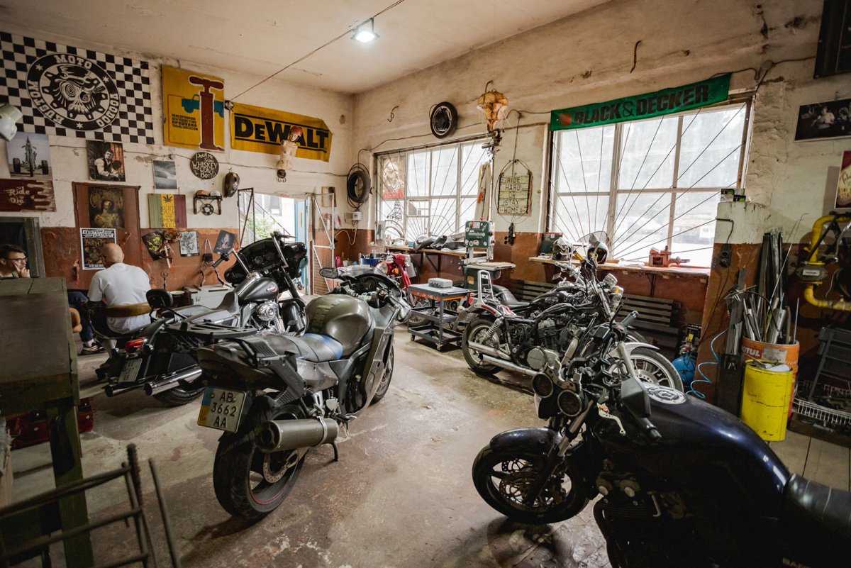 Гараж в стиле лофт