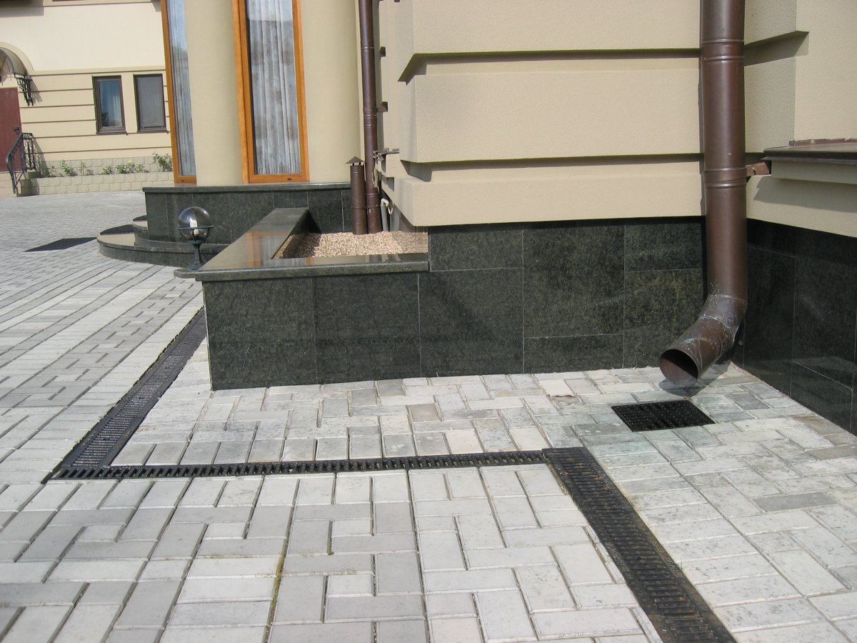 Ливневая канализация черная 110