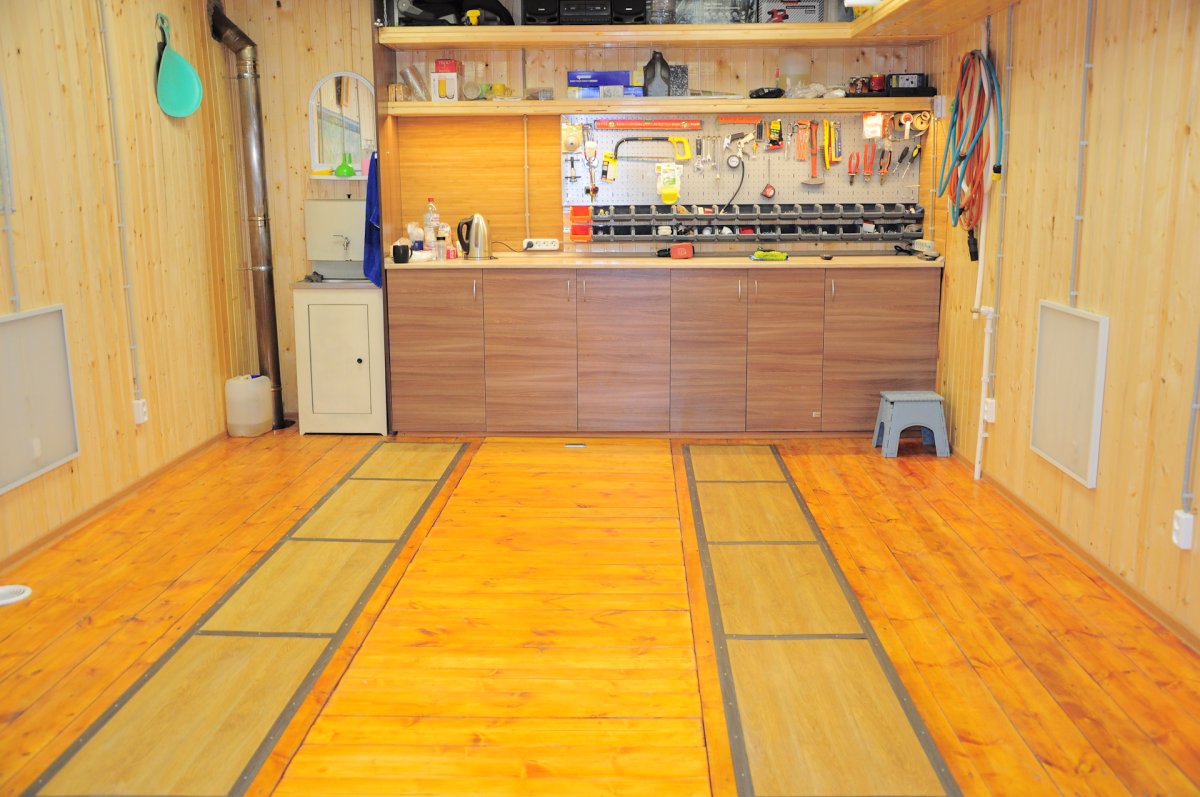 Гараж внутри