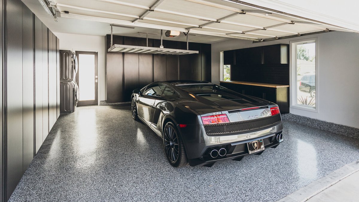 Интерьер автомастерской