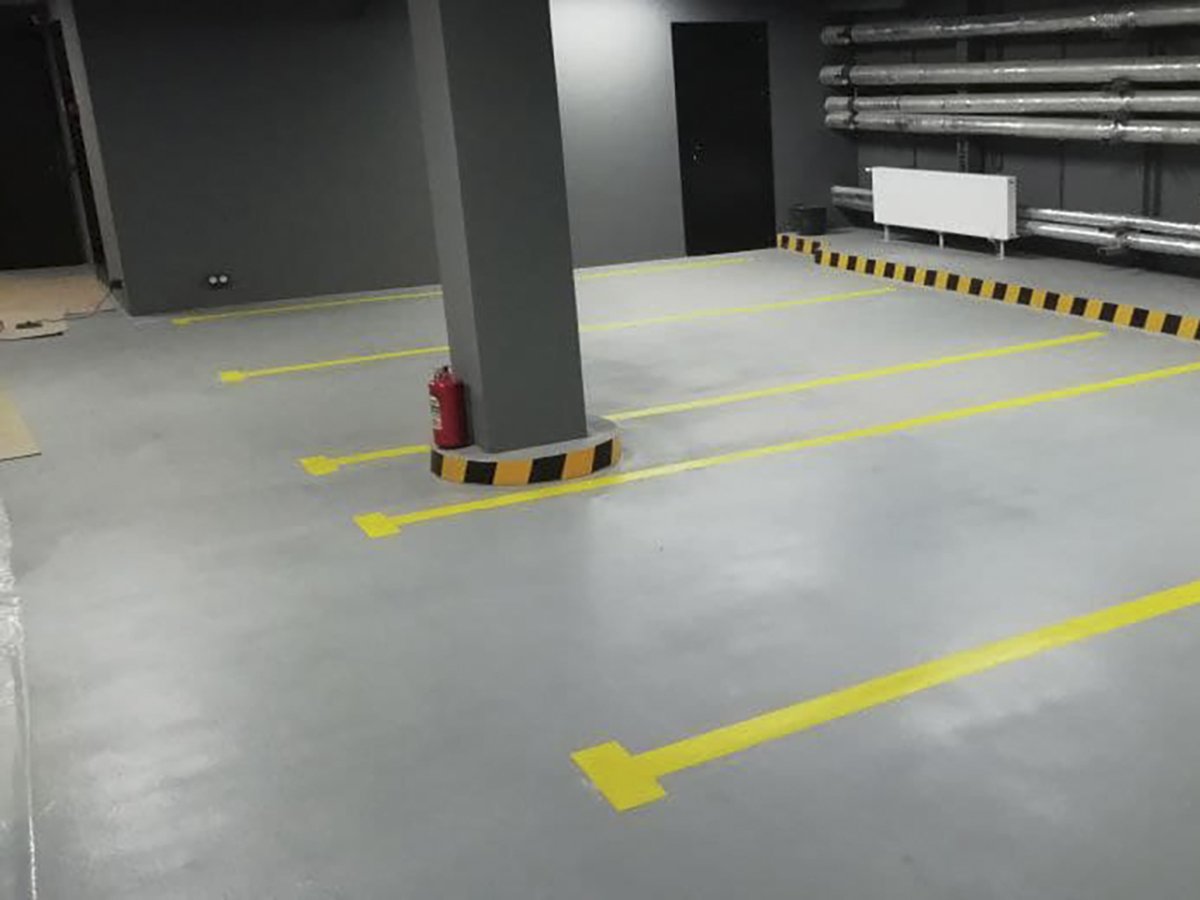 Покраска стен гаража внутри