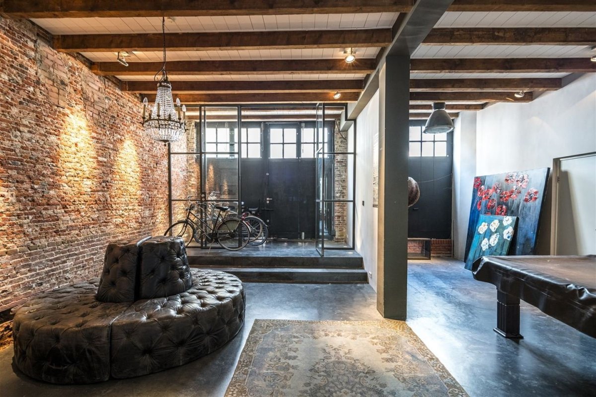 Стильная отделка гаража