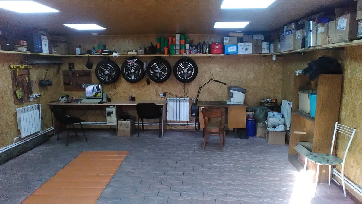 Гаражный интерьер