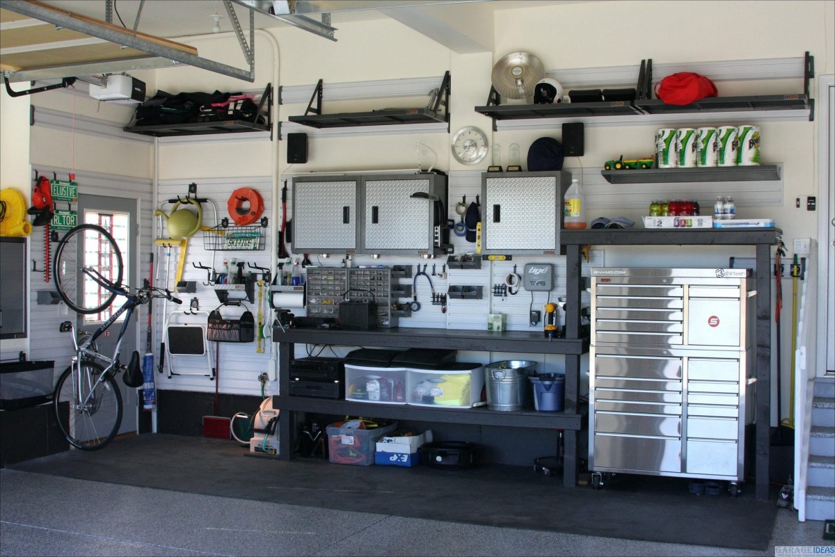 Гараж внутри