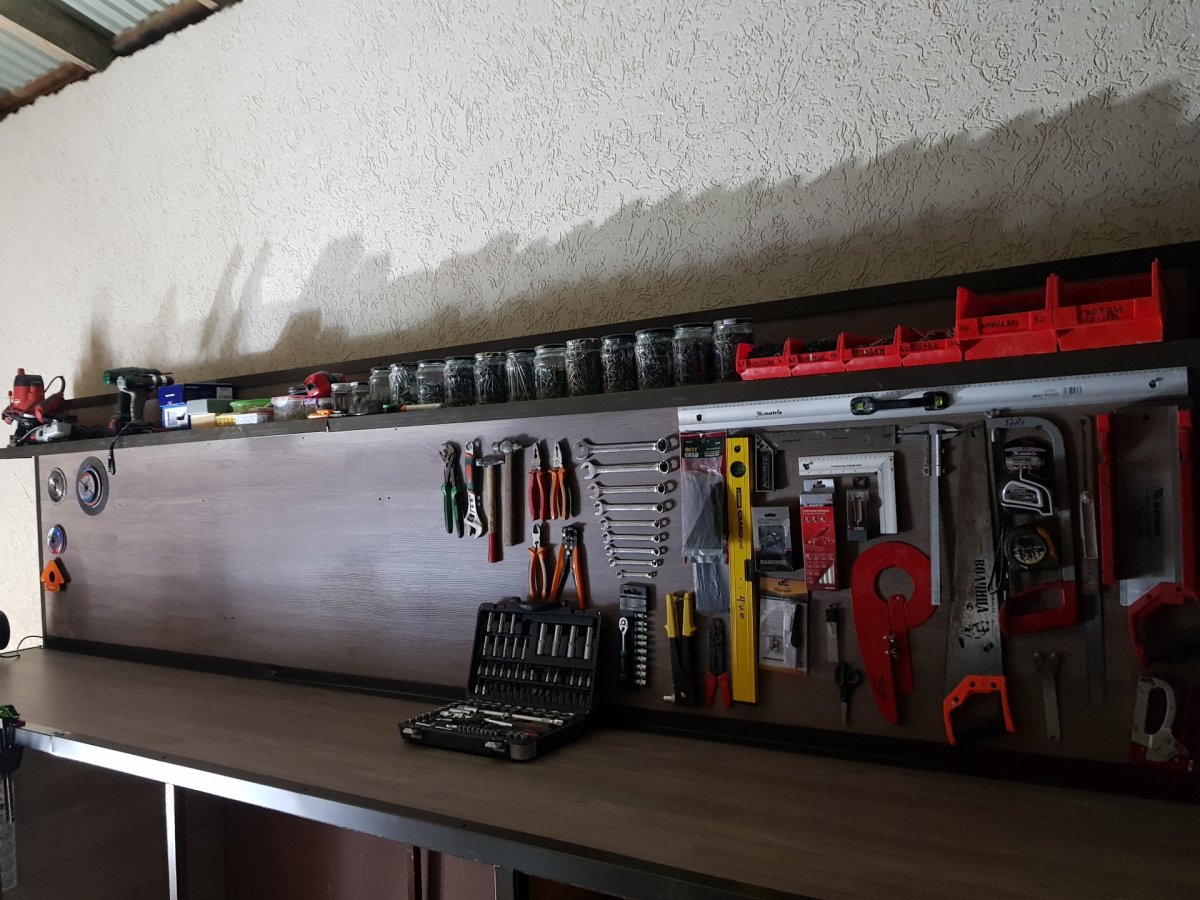 Внутреннее обустройство гаража