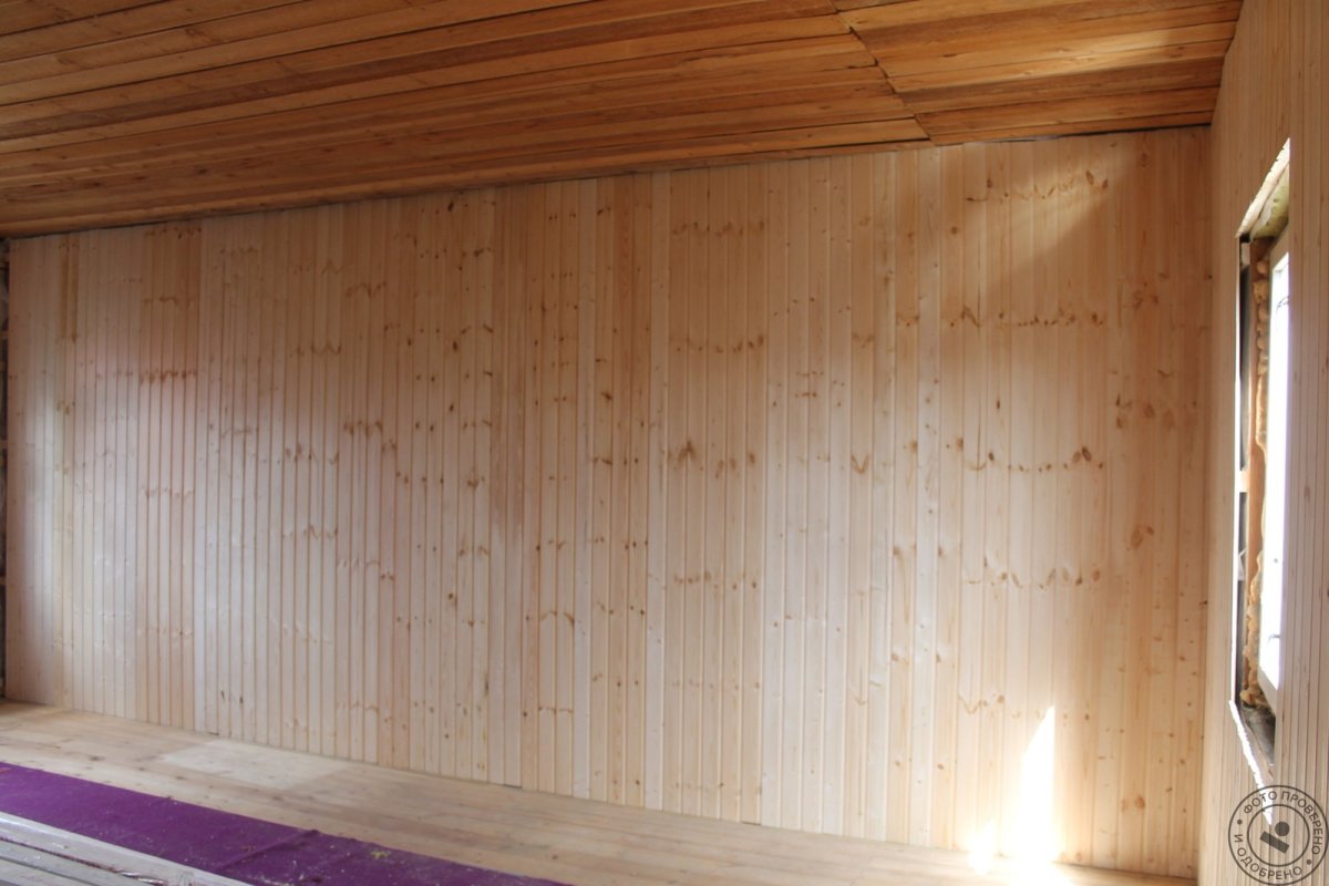 Двухэтажный гараж внутри