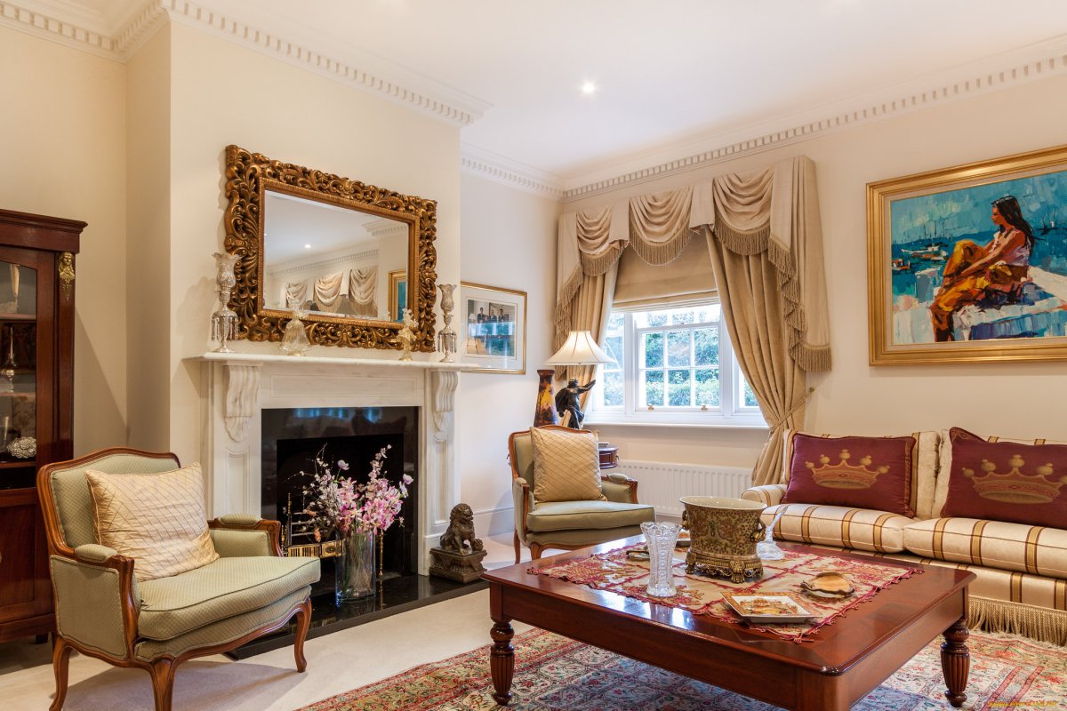 Картины в классическом интерьере