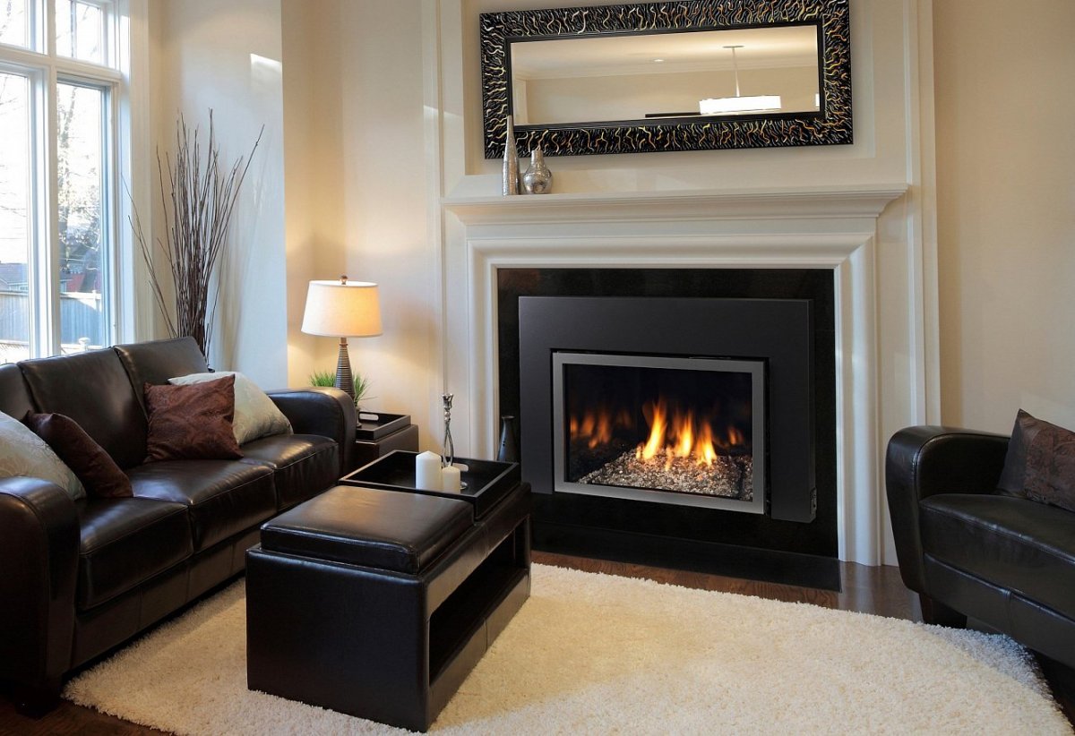 Черный камин в интерьере