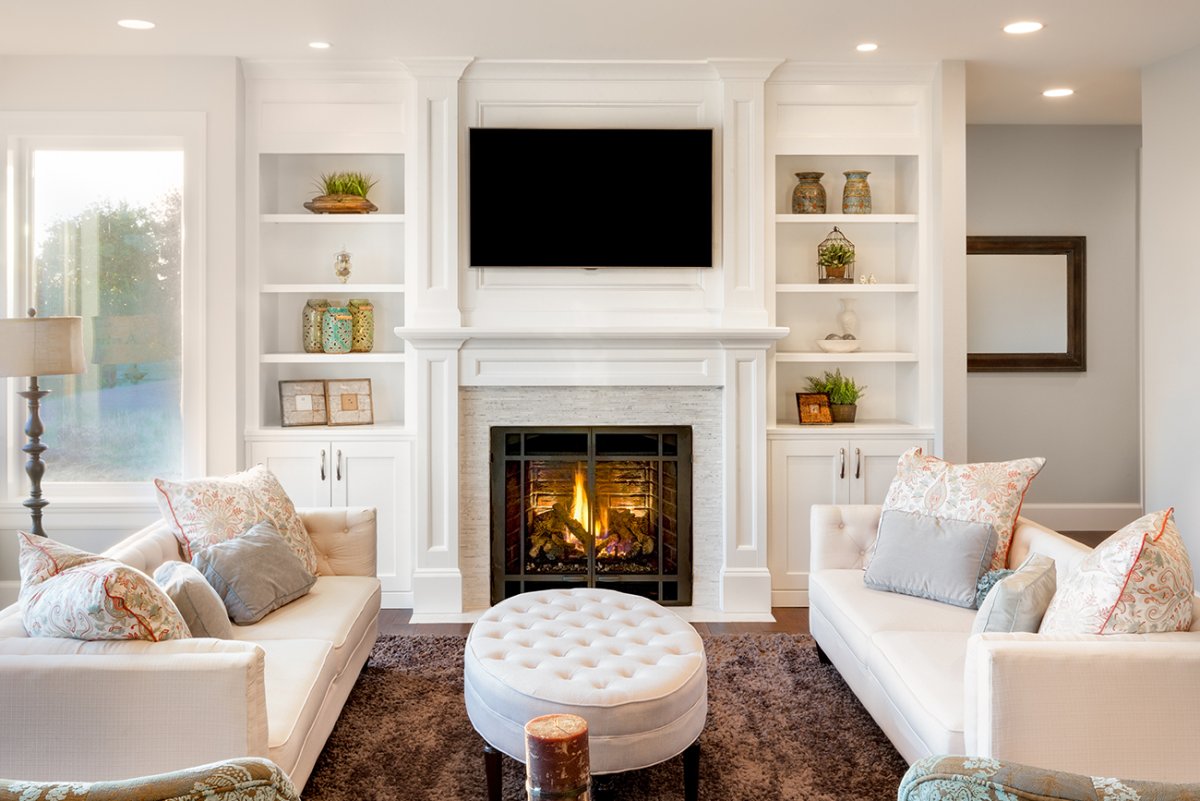 Стенка с камином