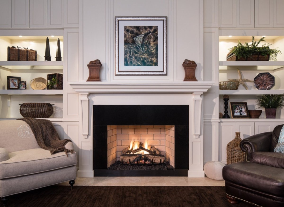 Эстетичная гостиная с камином