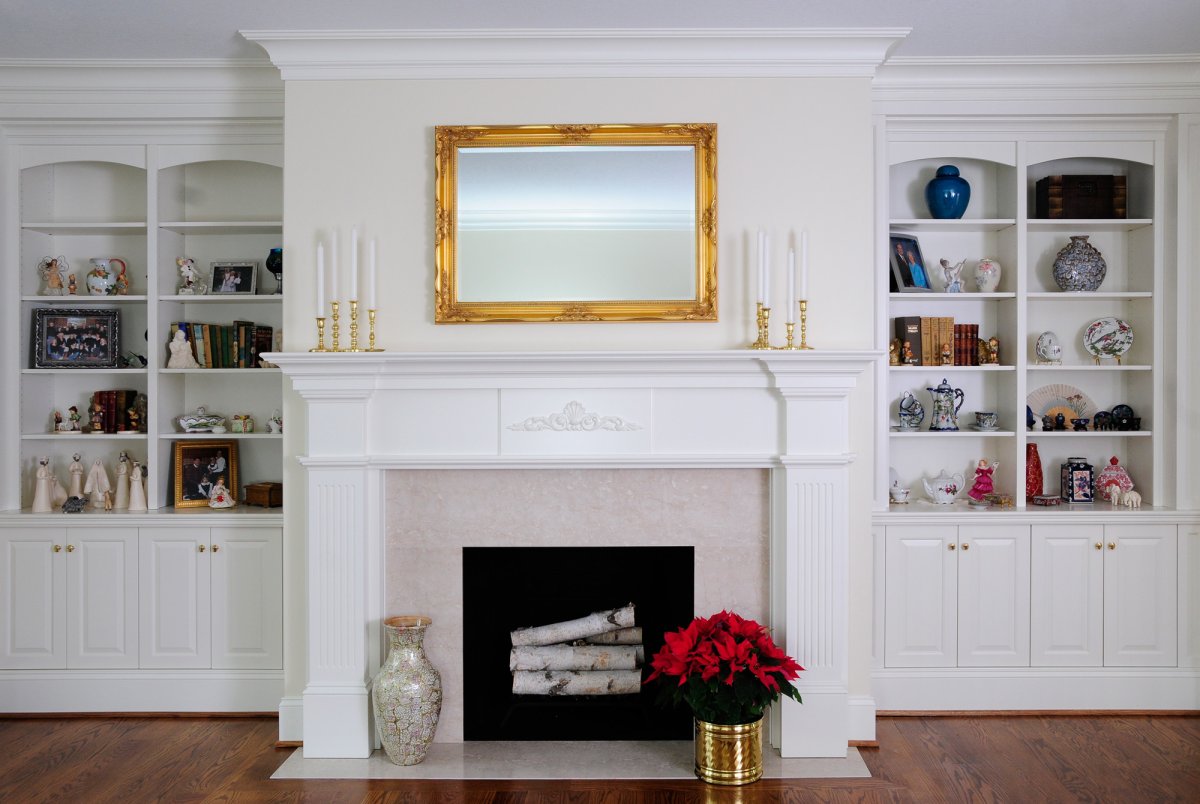 Камин в гостиной